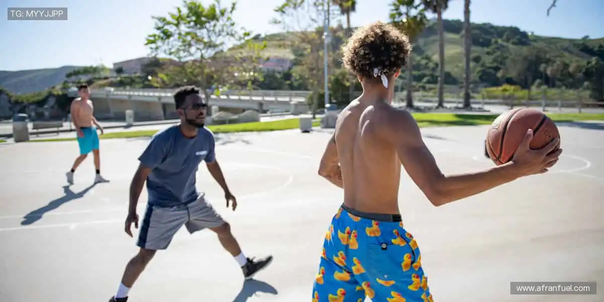 🛒周边好物，把热爱穿在身上、握在手里！🎁